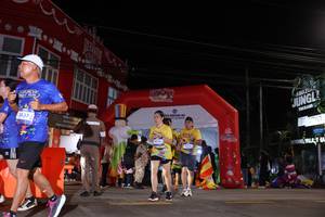 BIB: 3437, 1535
                            <button type="button" onclick="openModal(26259342)" class="btn btn-primary btn-sm float-right btn-popup" data-toggle="modal" data-target=".modal-high-quality">
                        <i class="fas fa-shopping-cart"></i> Add to Cart
                    </button>
                                            <button type="button" onclick="isThisMe(26259342, true)" class="btn btn-success btn-sm float-right btn-popup btn-isme hidden" data-toggle="tooltip" data-placement="bottom" title="นี่คือรูปของคุณใช่ไหม คลิกที่นี่เพื่อเอาเข้าอัลบั้ม">
                        <i class="fas fa-plus"></i> Add to album
                    </button>
                    <button type="button" onclick="isThisMe(26259342, false)" class="btn btn-warning btn-sm float-right btn-popup btn-isnotme hidden">
                        <i class="fas fa-ban"></i> Remove from album
                    </button>